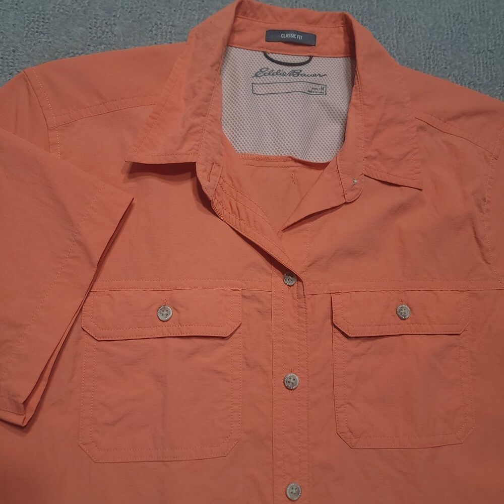 Eddie Bauer Shirt Womens M Coral Button Up Short Sleeve Classic Mountain Ripstop - Picture 3 of 10